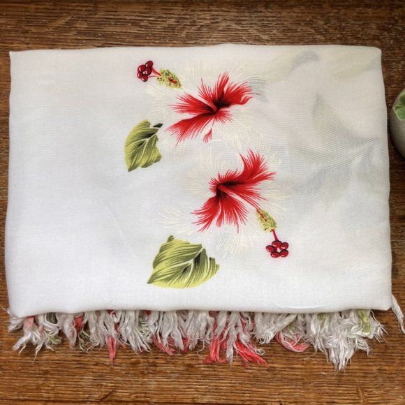 Coco Beach Hawaii - Hibiscus Flower Print Large Shawl/Scarf -Very Large - Picture 11 of 13